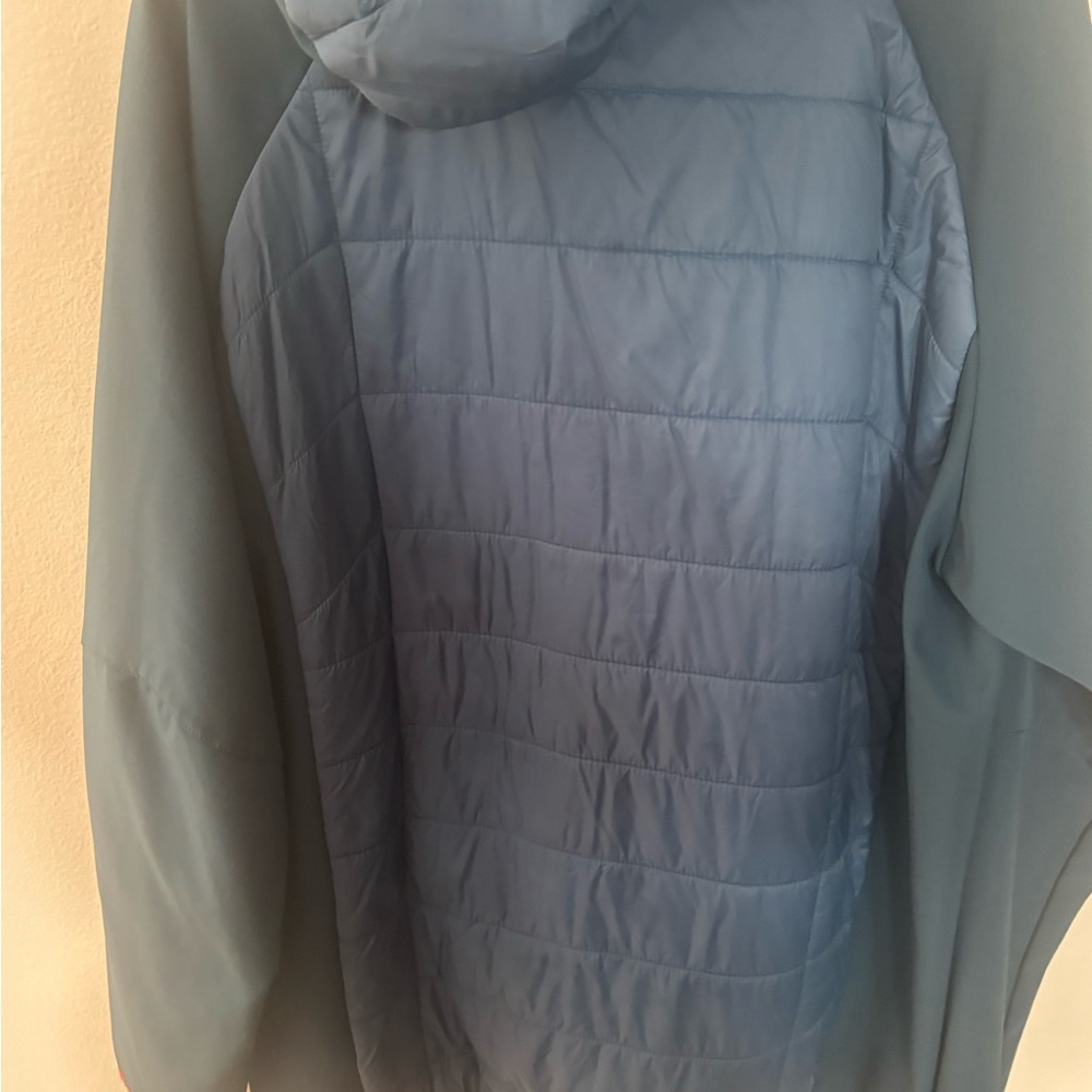 Men's Navy Puffer Jacket with Hood
